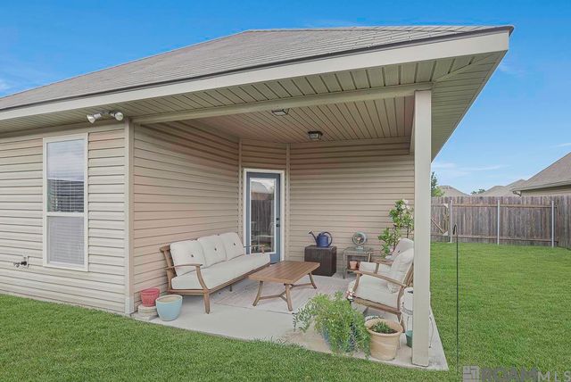 42351 Carterstone Ave, Prairieville, LA 70769