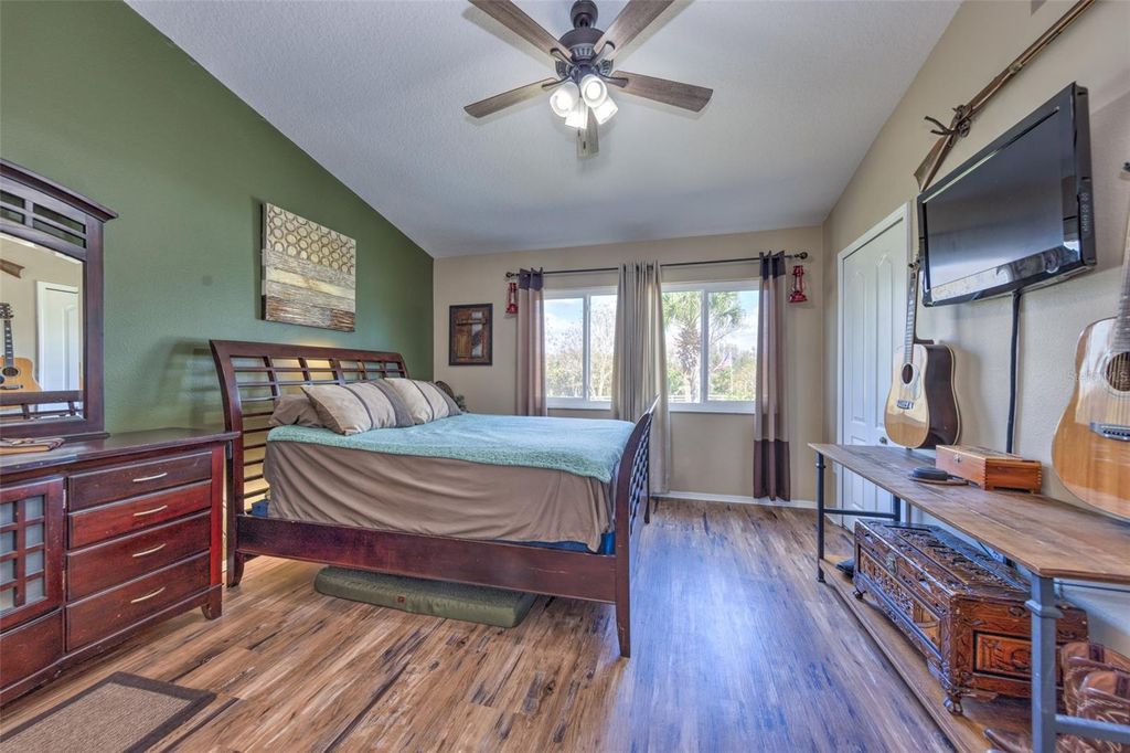 Image 16 of property listing at 30243 LACLEDES LANE, Wesley Chapel, FL 33543