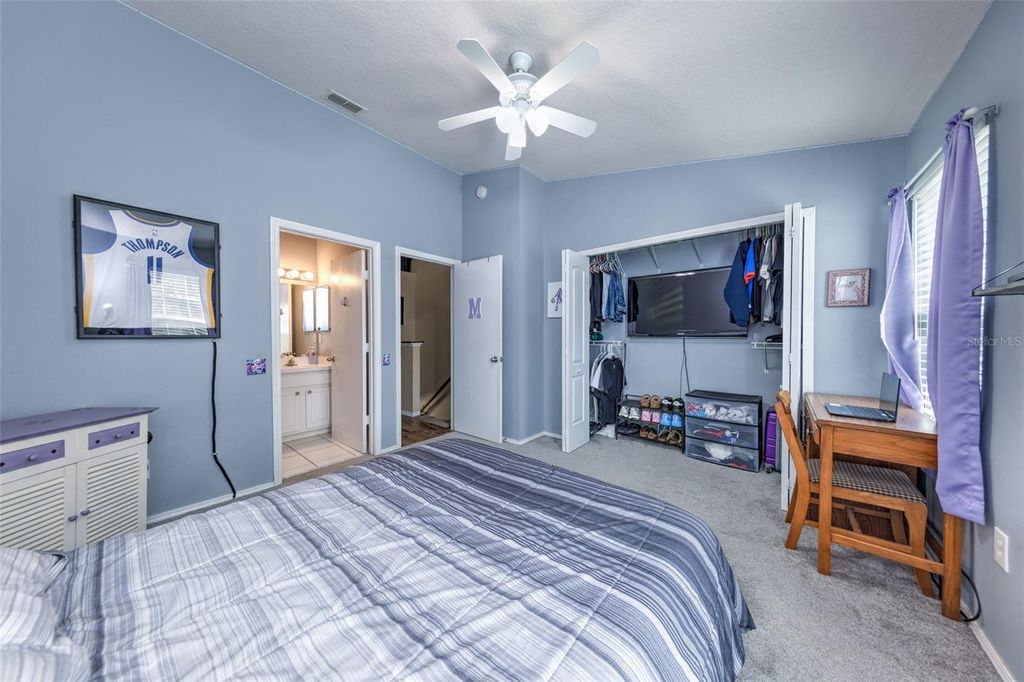 Image 20 of property listing at 30243 LACLEDES LANE, Wesley Chapel, FL 33543