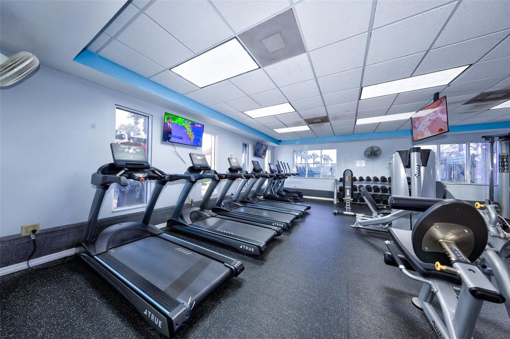 Image 34 of property listing at 30243 LACLEDES LANE, Wesley Chapel, FL 33543