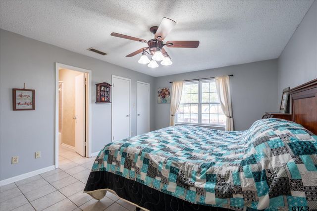 287 Hollybrook Dr., Kilgore, TX 75662