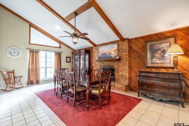 287 Hollybrook Dr., Kilgore, TX 75662