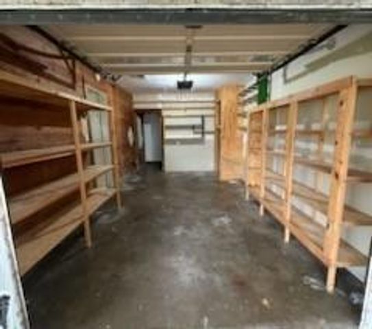 427 22nd Avenue N, Texas City, TX 77590