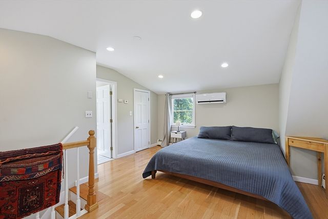 54 Gainsville Rd, Dedham, MA 02026