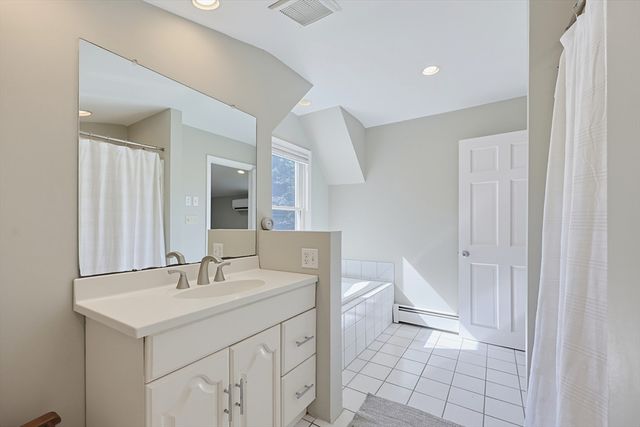 54 Gainsville Rd, Dedham, MA 02026