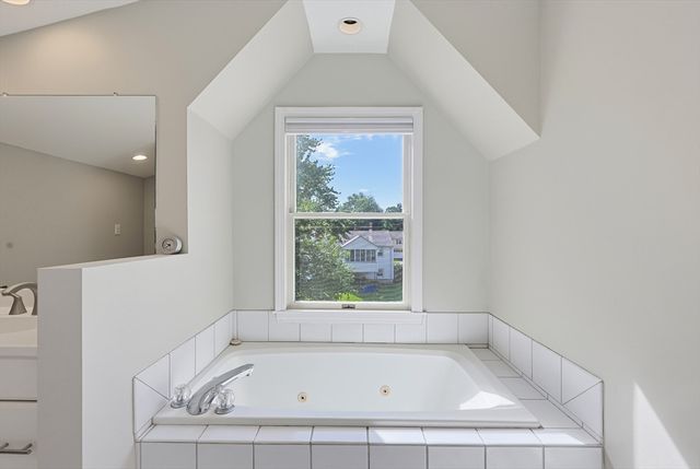 54 Gainsville Rd, Dedham, MA 02026