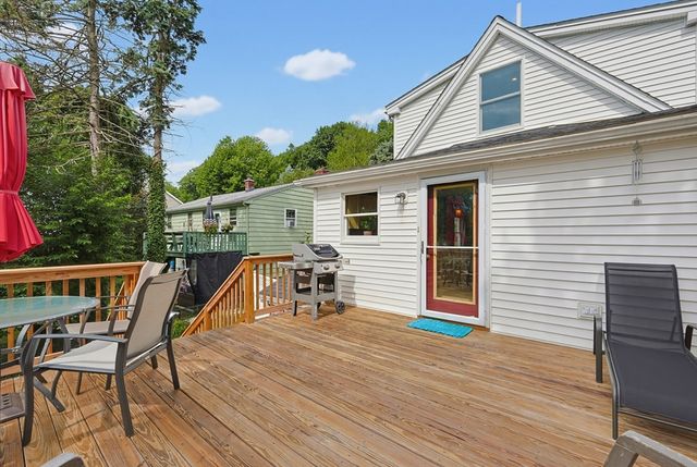 54 Gainsville Rd, Dedham, MA 02026