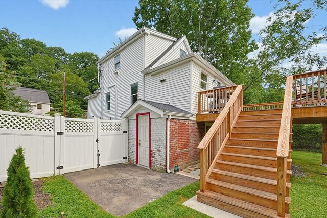 54 Gainsville Rd, Dedham, MA 02026