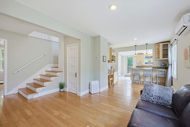 54 Gainsville Rd, Dedham, MA 02026