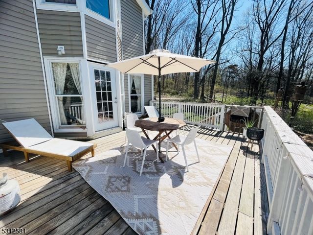 2 Oakland Ave, Hope Twp., NJ 07825