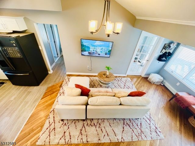 2 Oakland Ave, Hope Twp., NJ 07825