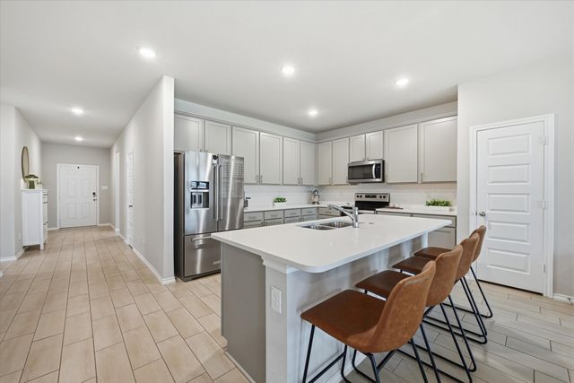 924 Ravenwood Lane, Van Alstyne, TX 75495