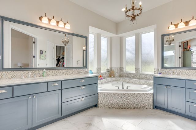 650 Prairie Timber Road, Burleson, TX 76028