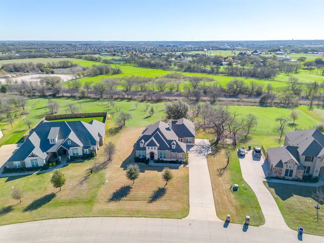 650 Prairie Timber Road, Burleson, TX 76028