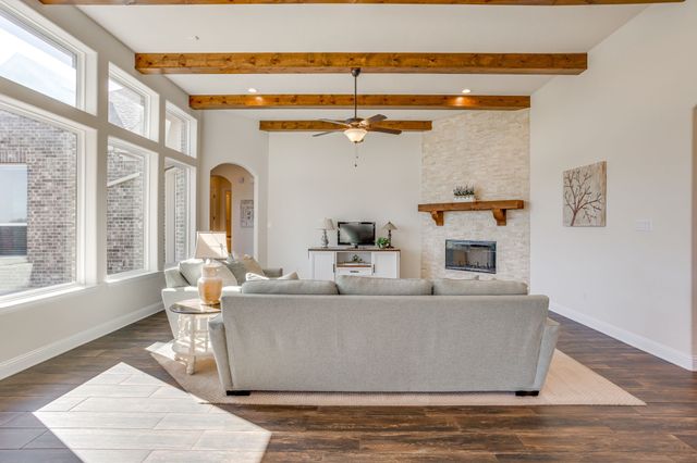 650 Prairie Timber Road, Burleson, TX 76028