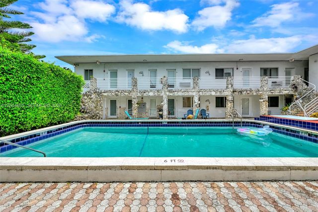 320 85th St 4, Miami Beach, FL 33141