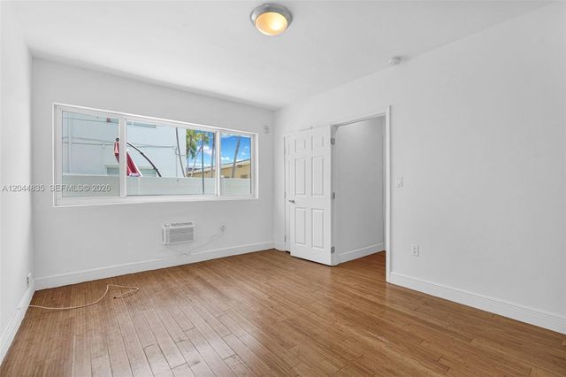 320 85th St 4, Miami Beach, FL 33141
