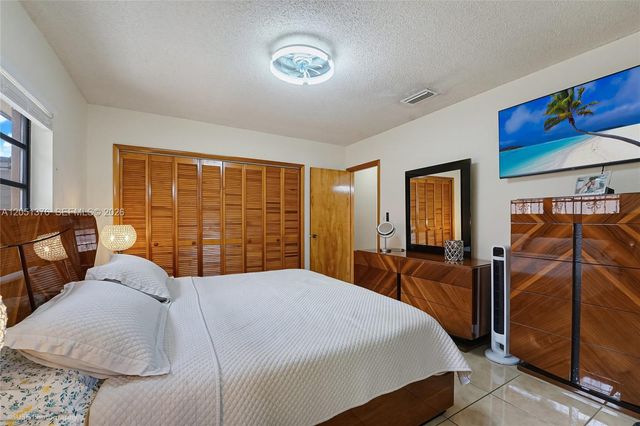 4001 W 10th Ct, Hialeah, FL 33012