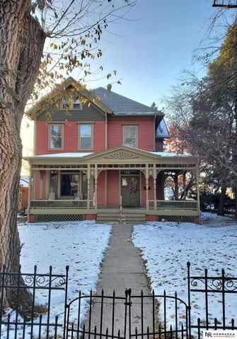 1936 S 33 Street, Omaha, NE 68105