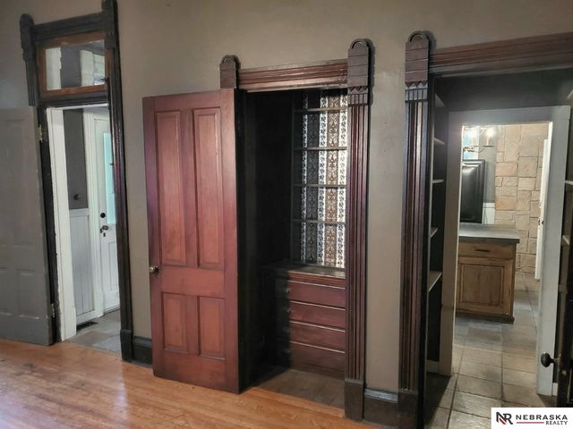 1936 S 33 Street, Omaha, NE 68105