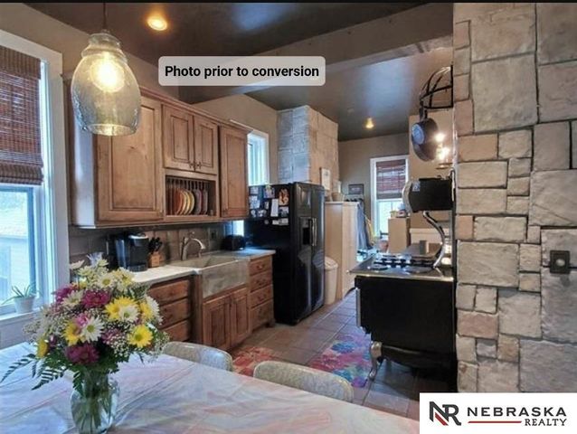 1936 S 33 Street, Omaha, NE 68105