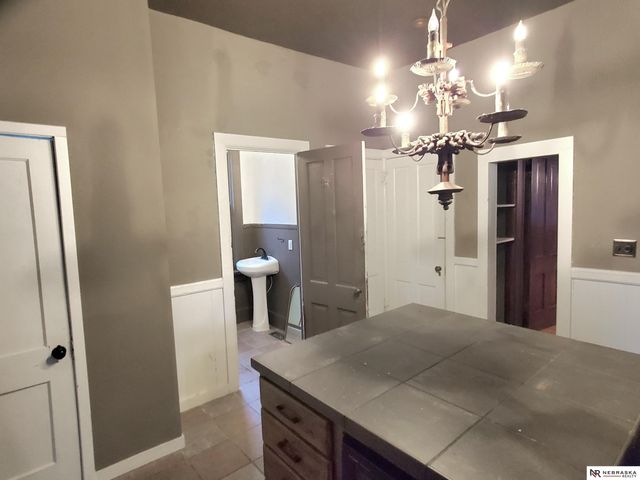 1936 S 33 Street, Omaha, NE 68105