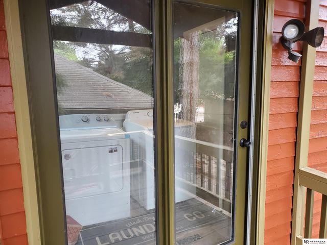 1936 S 33 Street, Omaha, NE 68105