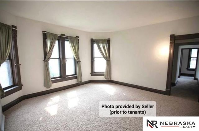 1936 S 33 Street, Omaha, NE 68105