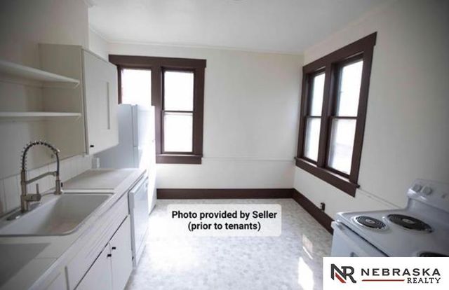 1936 S 33 Street, Omaha, NE 68105