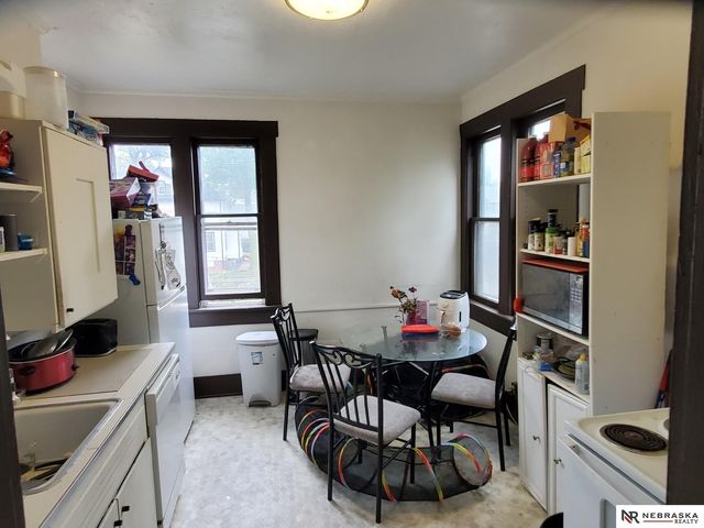 1936 S 33 Street, Omaha, NE 68105