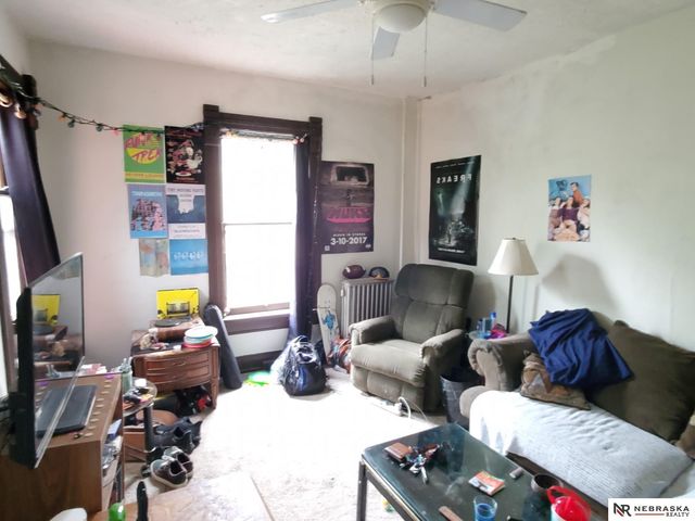 1936 S 33 Street, Omaha, NE 68105