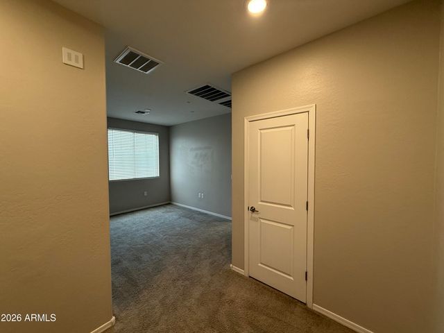 2669 S PEPPERTREE Drive 101, Gilbert, AZ 85295