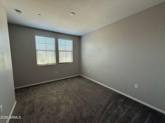 2669 S PEPPERTREE Drive 101, Gilbert, AZ 85295