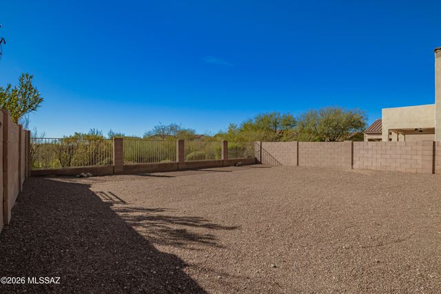1277 W Cherasco Way, Oro Valley, AZ 85737