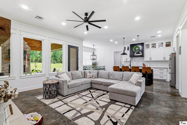 385 BROWN FUNDERBURK ROAD, Calhoun, LA 71225