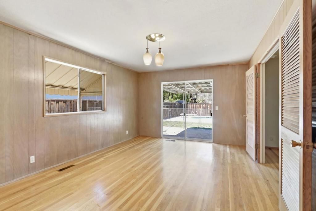 Image 14 of property listing at 807 Cathedral Drive, Sunnyvale, CA 94087