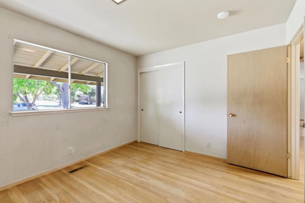 Image 25 of property listing at 807 Cathedral Drive, Sunnyvale, CA 94087