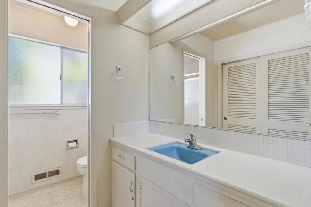 Image 34 of property listing at 807 Cathedral Drive, Sunnyvale, CA 94087