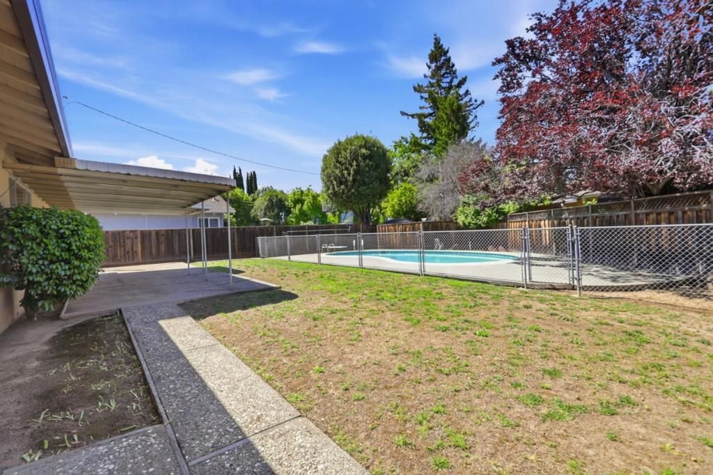 Image 39 of property listing at 807 Cathedral Drive, Sunnyvale, CA 94087