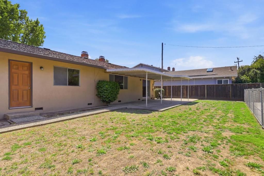 Image 40 of property listing at 807 Cathedral Drive, Sunnyvale, CA 94087