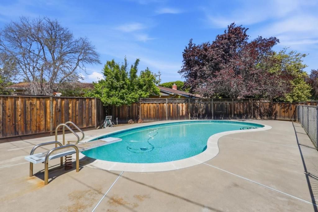 Image 45 of property listing at 807 Cathedral Drive, Sunnyvale, CA 94087