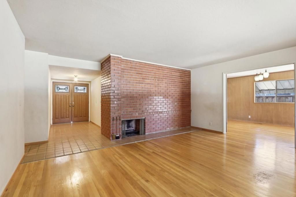 Image 9 of property listing at 807 Cathedral Drive, Sunnyvale, CA 94087