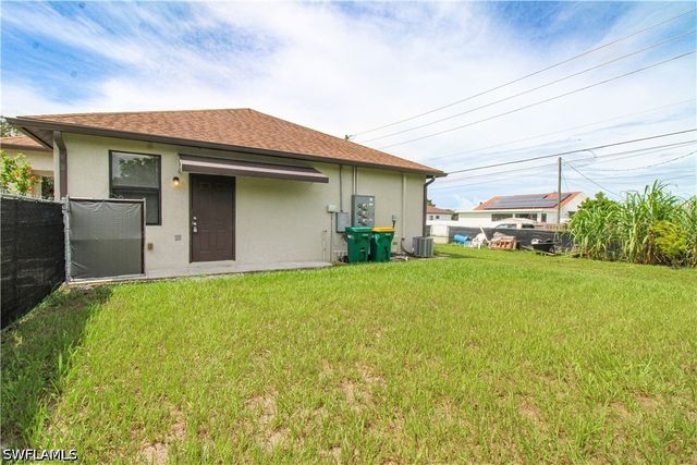 2861 Tropicana BLVD A1, Naples, FL 34116