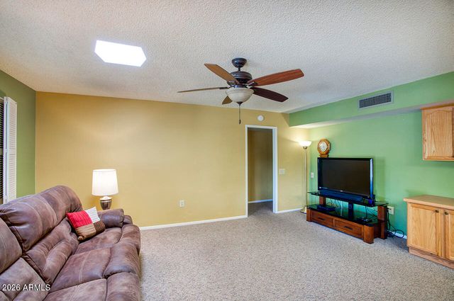 9815 W LINDGREN Avenue, Sun City, AZ 85373