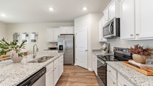 1304 Wood Vine Drive, Oak Point, TX 75068