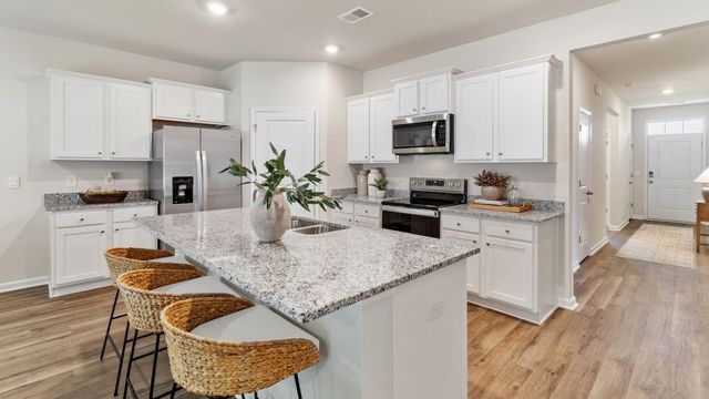 1304 Wood Vine Drive, Oak Point, TX 75068