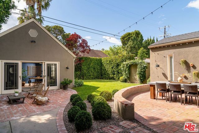 101 N Arden Boulevard, Los Angeles, CA 90004