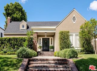 101 N Arden Boulevard, Los Angeles, CA 90004