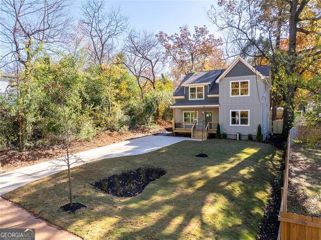 2425 Mellville Avenue, Decatur, GA 30032