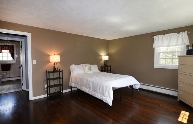 9 Hermosa Dr, Easton, MA 02375